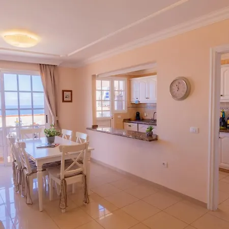 Penthouse With Jacuzzi By Dream Homes Tenerife דירה *