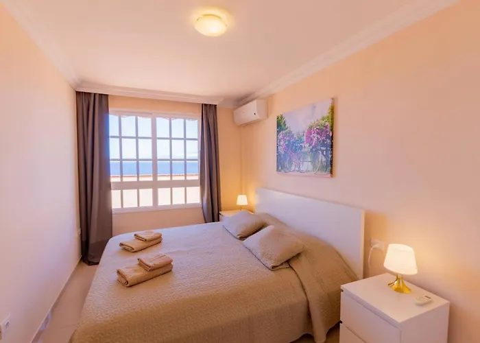 Penthouse With Jacuzzi By Dream Homes Tenerife * Puerto de Santiago (Tenerife)