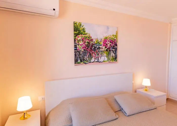 Penthouse With Jacuzzi By Dream Homes Tenerife * Puerto de Santiago (Tenerife)